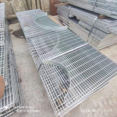 প্ল্যাটফর্ম Q235 কার্বন গ্যালভানাইজড স্টিল গ্রেটিং কাস্টমাইজড বিশেষ আকৃতির